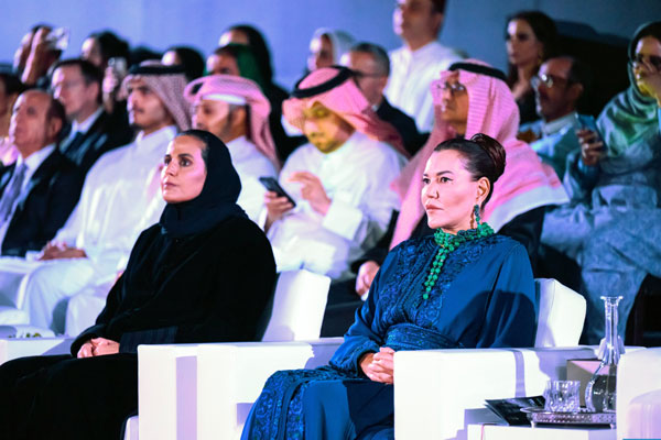 بنسعيد: تظاهرة “عرض أزياء القفطان” بالدوحة تجسد قوة الدبلوماسية الثقافية المغربية في شقها اللامادي