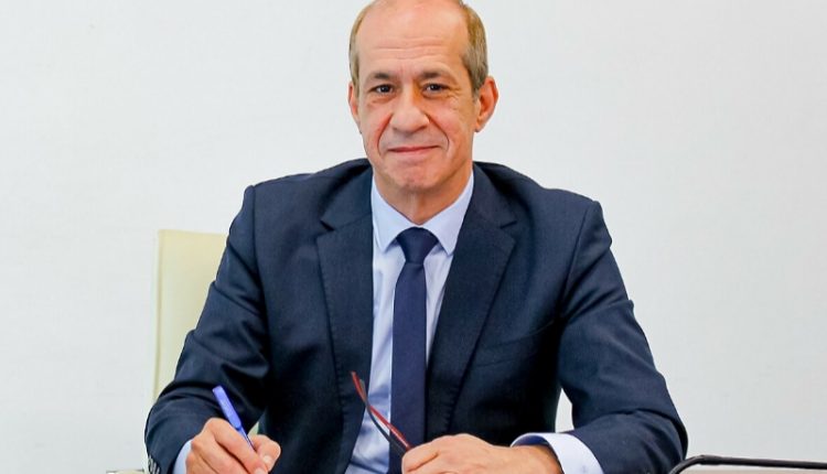 أكد رئيس الجامعة الأورومتوسطية بفاس، مصطفى بوسمينة، اليوم الجمعة بفاس، أن المغرب يجسد تحالف الحضارات ويعمل على نشره على أرض الواقع