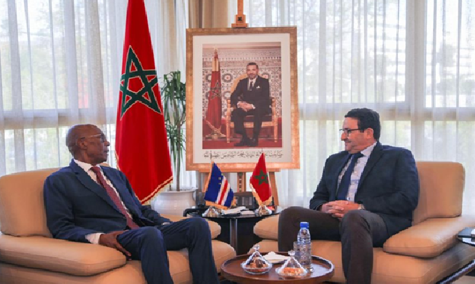 تعزيز المبادلات وتوطيد التعاون الثنائي في عدة مجالات : موضوع مباحثات عبد الصمد قيوح مع وزير خارجية الرأس الأخضر 4 San%D9%82%D9%8A%D9%88%D8%ADs titre