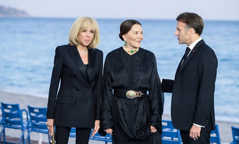 مؤتمر الأمم المتحدة الثالث للمحيطات.. صاحبة السمو الملكي الأميرة للا حسناء والرئيس الفرنسي إيمانويل ماكرون يترأسان بنيس قمة “إفريقيا من أجل المحيط”