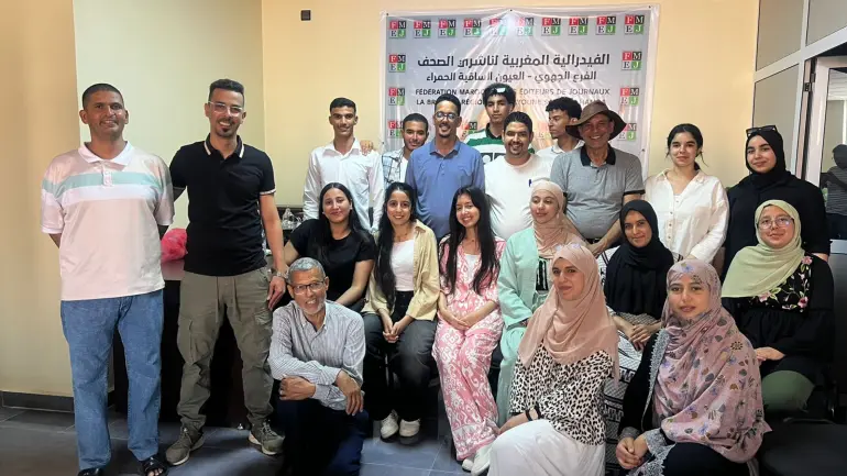 طلبة المدرسة العليا للتكنولوجيا التطبيقية بالعيون.. في زيارة ميدانية لفرع الفيدرالية الوطنية لناشري الصحف طلبة المدرسة العليا للتكنولوجيا التطبيقية بالعيون.. في زيارة ميدانية لفرع الفيدرالية الوطنية لناشري الصحف