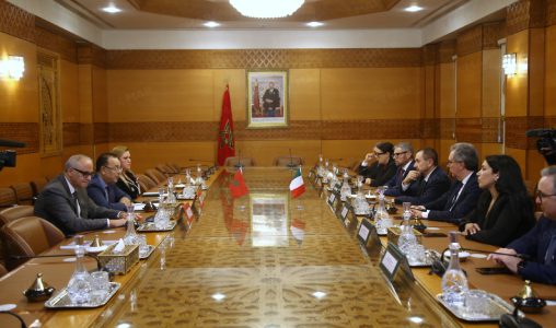 مجلس المستشارين: لحسن حداد يتباحث مع وفد برلماني إيطالي مجلس المستشارين: لحسن حداد يتباحث مع وفد برلماني إيطالي