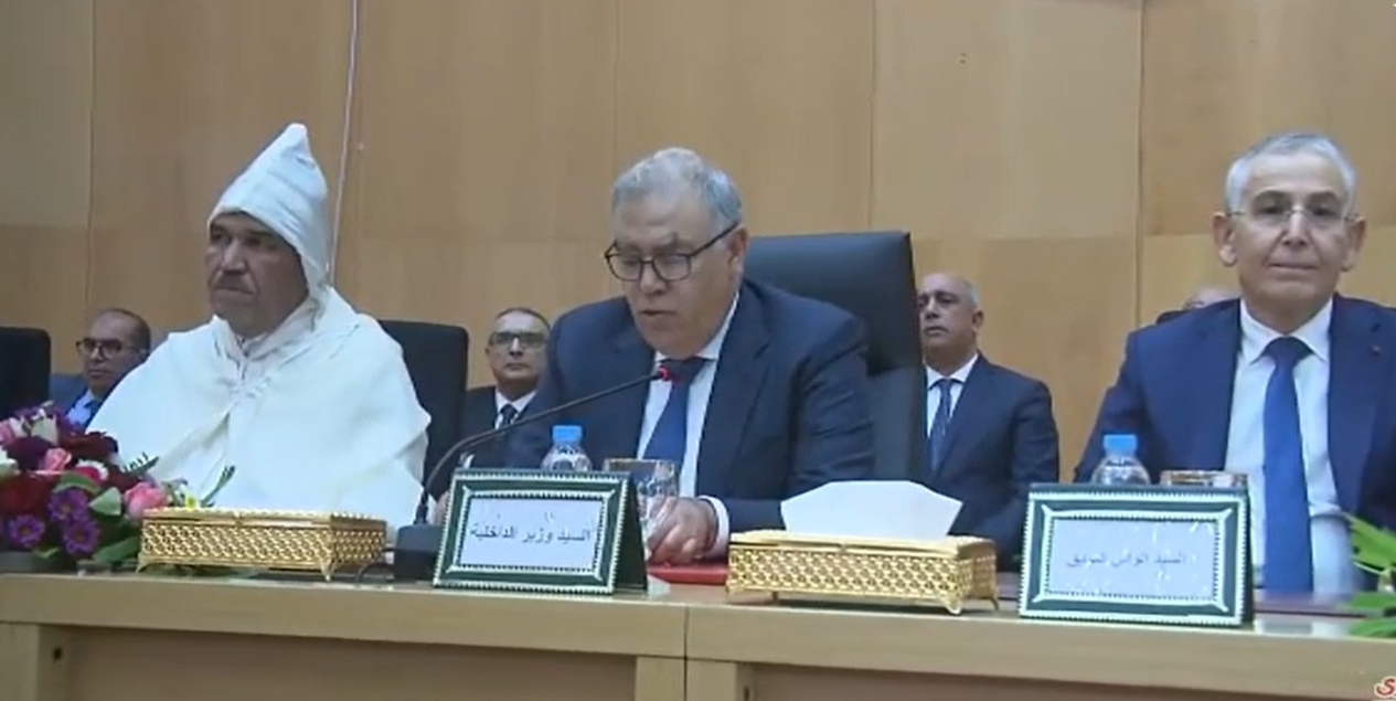 وزير الداخلية عبد الوافي لفتيت يشرف على تنصيب امحمد عطفاوي واليا على جهة الشرق وعاملا على عمالة وجدة – أنجاد وزير الداخلية عبد الوافي لفتيت يشرف على تنصيب امحمد عطفاوي واليا على جهة الشرق وعاملا على عمالة وجدة – أنجاد