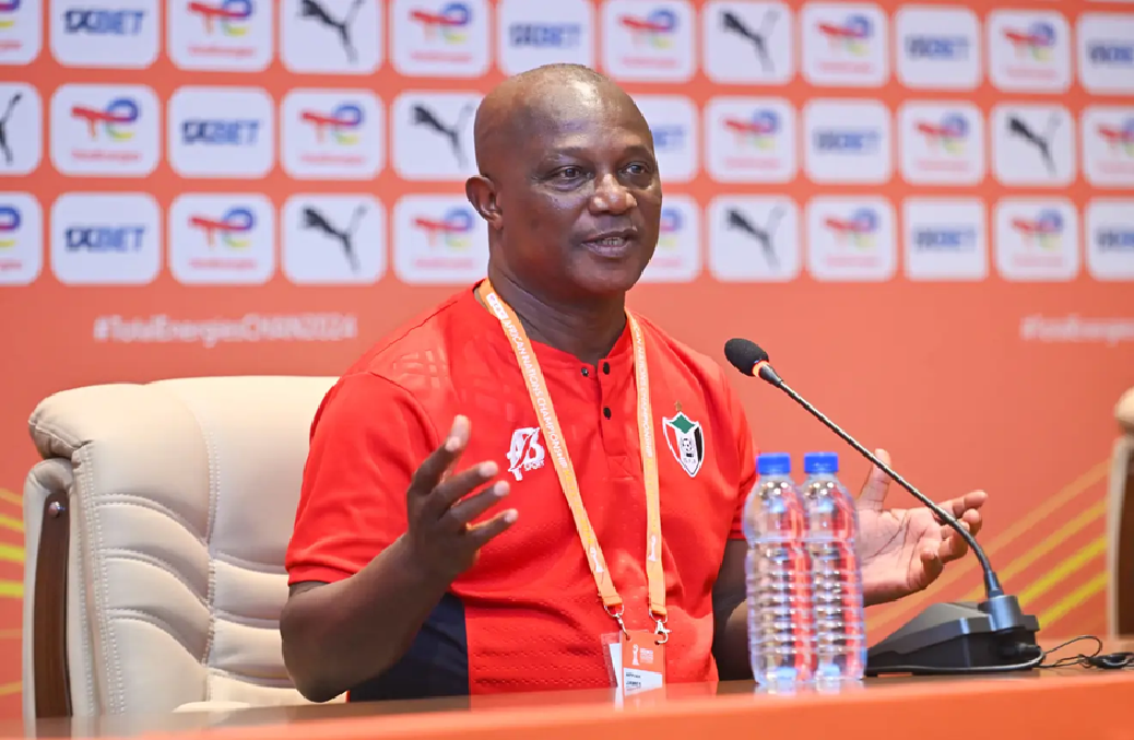 كأس إفريقيا للأمم 2025..كواسي أبياه: المنتخب السوداني حقق الأهم ويطمح لمواصلة المشوار في البطولة كأس إفريقيا للأمم 2025..كواسي أبياه: المنتخب السوداني حقق الأهم ويطمح لمواصلة المشوار في البطولة
