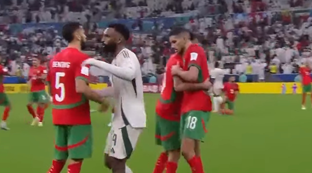 كأس العرب لكرة القدم (قطر 2025): المنتخب المغربي يتأهل إلى دور الربع عقب فوزه على نظيره السعودي (1-0 ) كأس العرب لكرة القدم (قطر 2025): المنتخب المغربي يتأهل إلى دور الربع عقب فوزه على نظيره السعودي (1-0 )