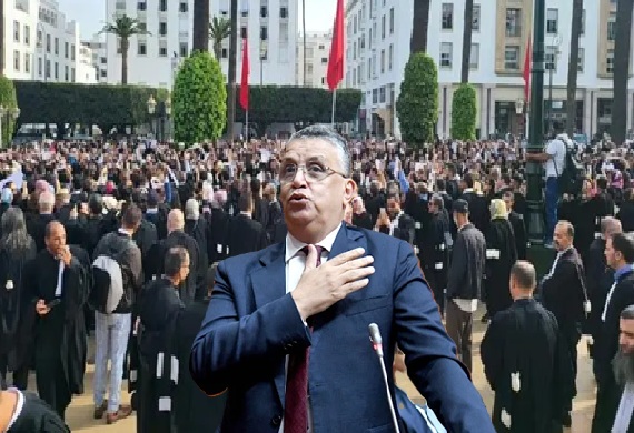 أزمة قانون المحاماة تتصاعد.. استمرار التوقف الشامل واجتماع حاسم يوم 10 شتنبر المقبل..! أزمة قانون المحاماة تتصاعد.. استمرار التوقف الشامل واجتماع حاسم يوم 10 شتنبر المقبل..!