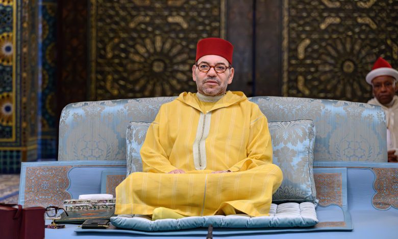 أمير المؤمنين يترأس حفلا دينيا إحياء للذكرى الثامنة والعشرين لوفاة جلالة المغفور له الملك الحسن الثاني أمير المؤمنين يترأس حفلا دينيا إحياء للذكرى الثامنة والعشرين لوفاة جلالة المغفور له الملك الحسن الثاني