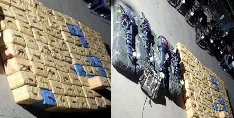 إحباط تهريب أكثر من أربعة أطنان من الشيرا وتوقيف ثلاثة أشخاص بضواحي مدينة فاس إحباط تهريب أكثر من أربعة أطنان من الشيرا وتوقيف ثلاثة أشخاص بضواحي مدينة فاس